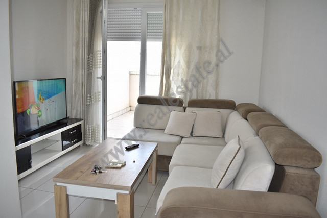 One bedroom apartment for rent in Zogu i Zi area in Tirana.

Located on the 6th floor of a new bui